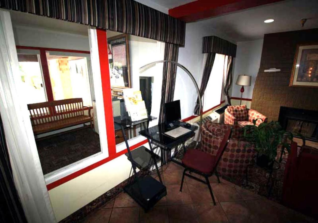 Norwood Inn Minneapolis Roseville Ngoại thất bức ảnh